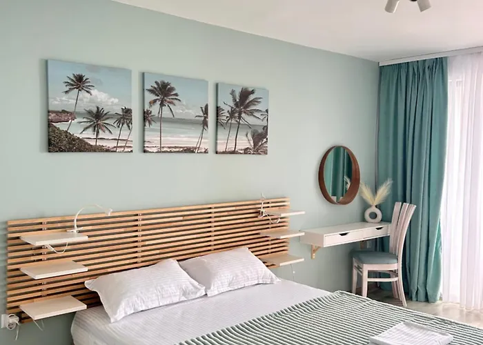 Infinity Blue Apartment-complex Carpe Diem - Free Parking * בלצ'יק