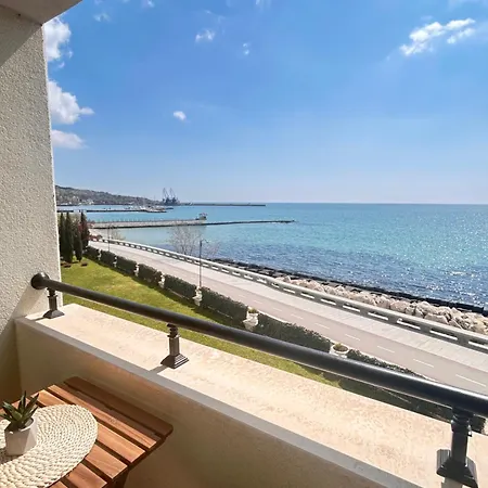 Infinity Blue Apartment-complex Carpe Diem - Free Parking * Balcic