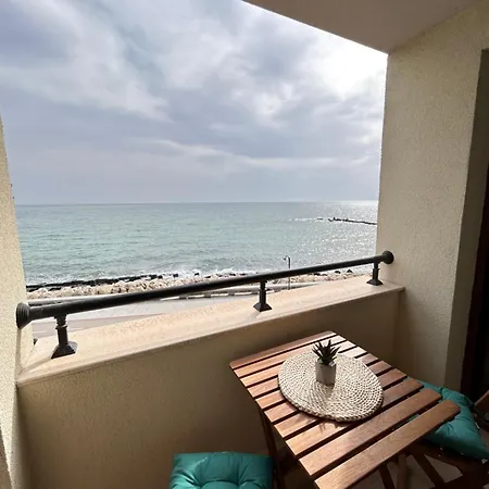 Daire Infinity Blue Apartment-complex Carpe Diem - Free Parking